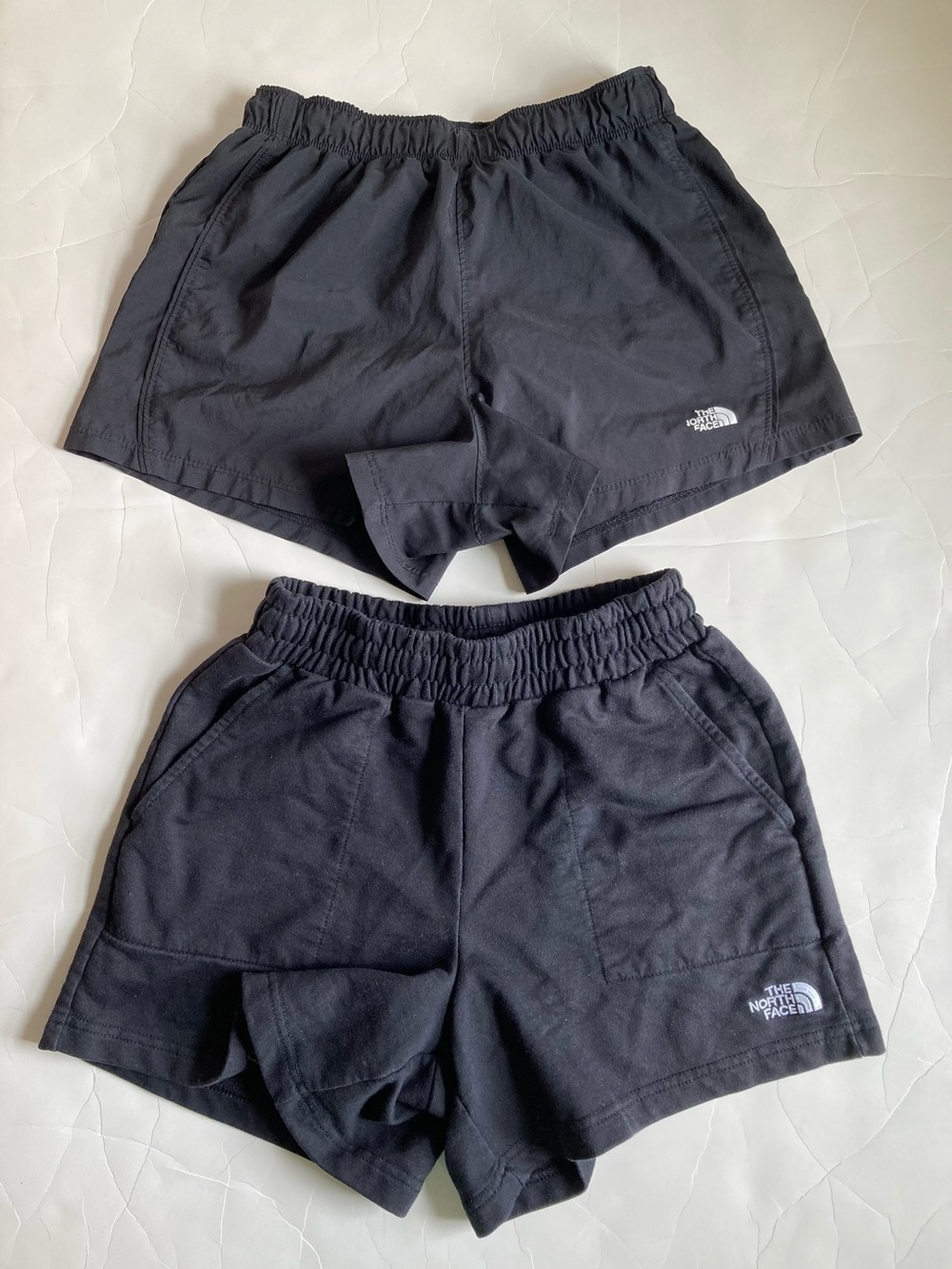 The North Face black shorts bundle athletic sweats XS EUC